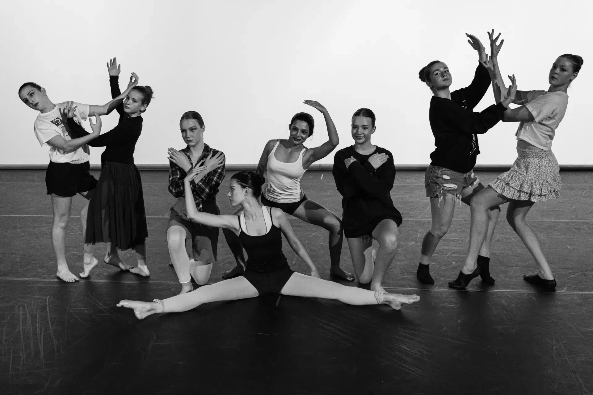 teens tanglin dancers